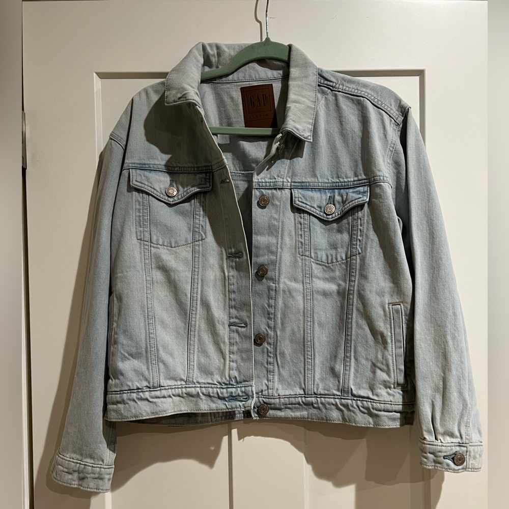 GAP cropped jean jacket size Large Tall